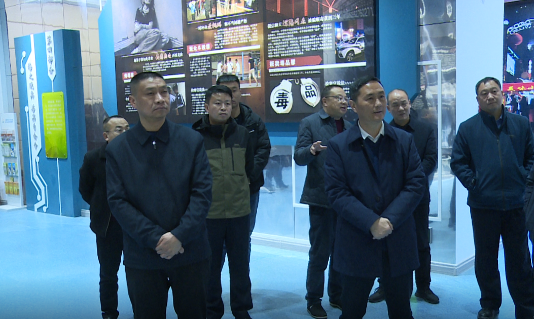 天门市委政法委雷大庆来房调研政法工作