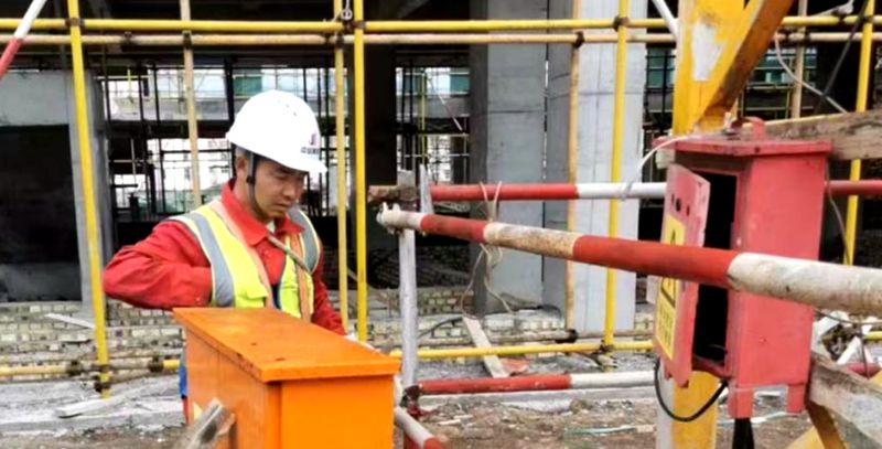 县住建局集中开展建筑施工领域安全专项整治行动