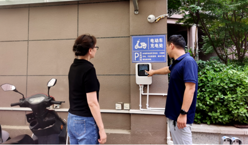 县发改局认真落实电动自行车充电收费新规