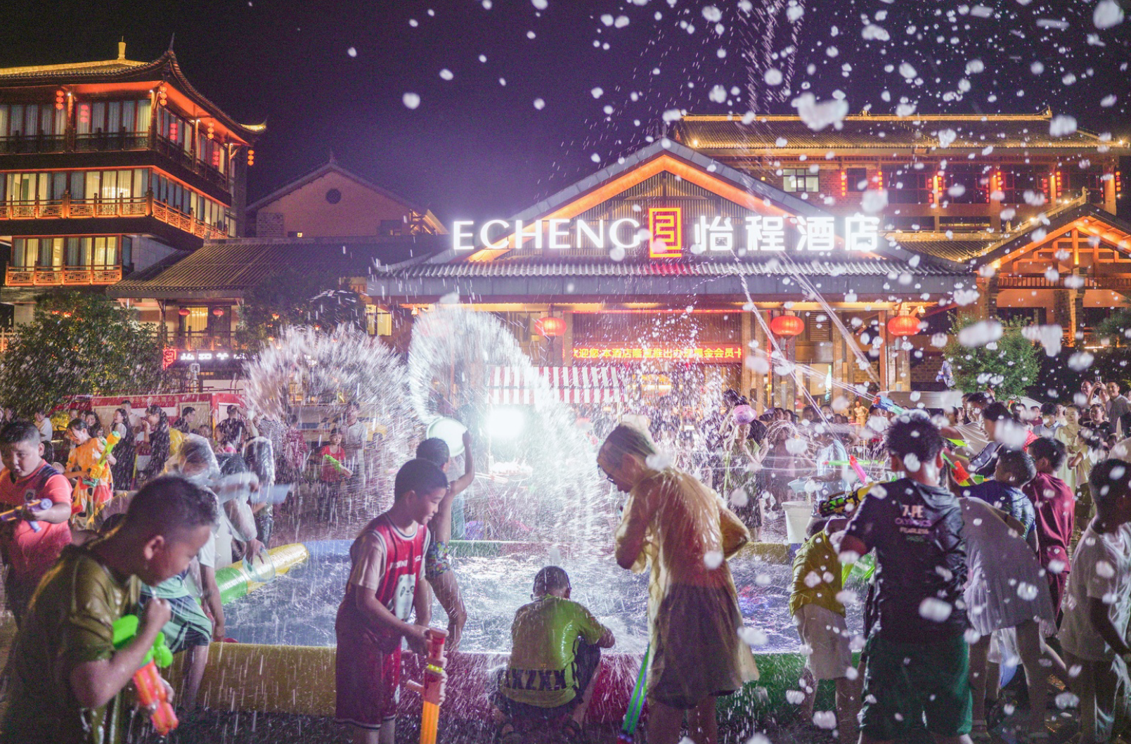 房县举办第二届避暑纳凉节暨夏季旅游产品推介会