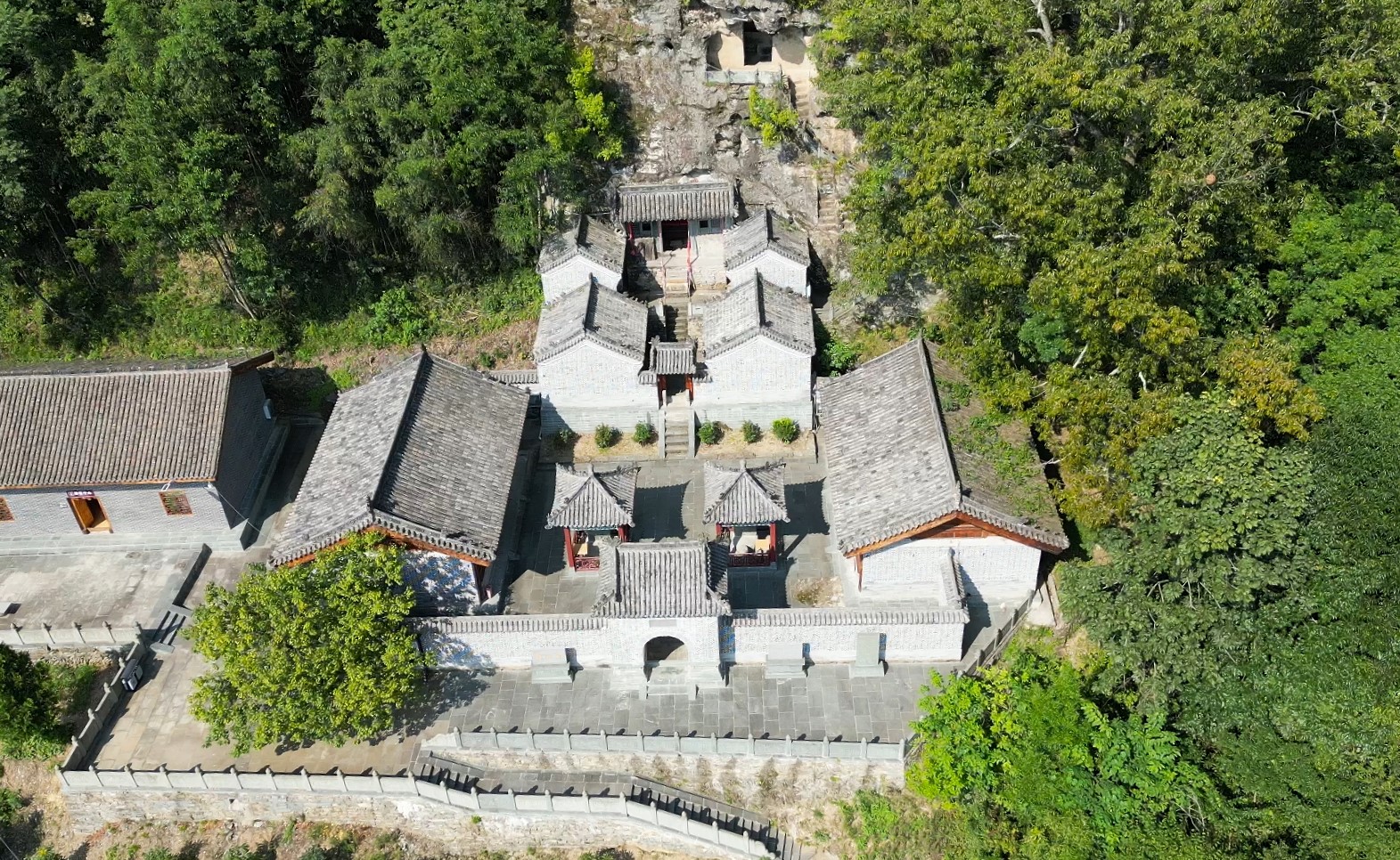 尹吉甫镇：多彩文明实践推进宝堂寺文物保护利用