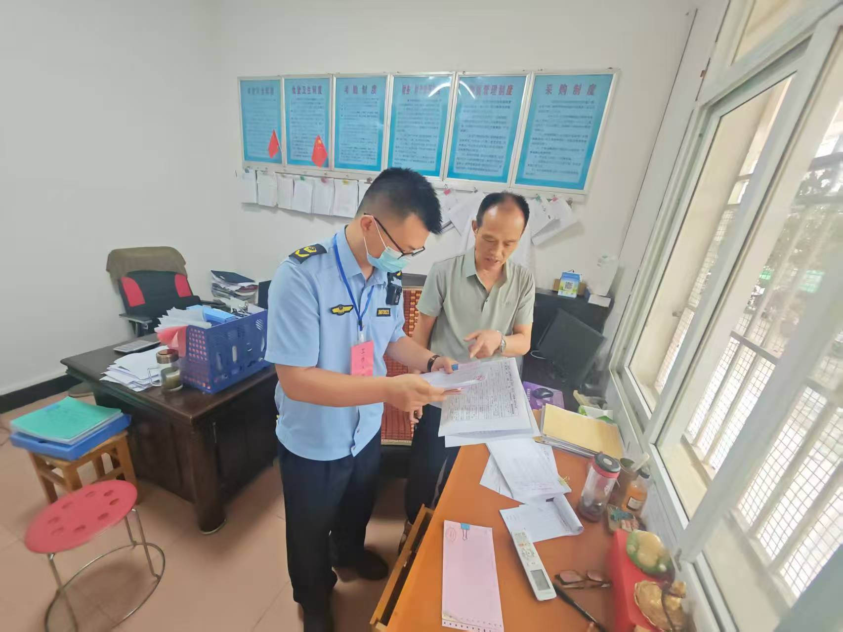 县市场监督管理局城关所：严把校园食品安全关 护航中高考学子饮食安全