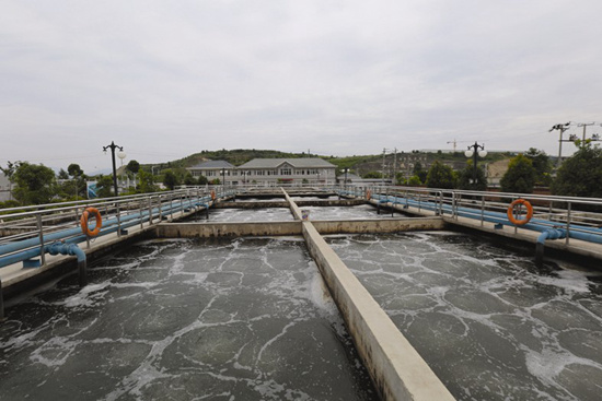 铁肩担负环保使命 精心守护碧水蓝天