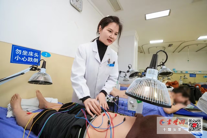 十堰人医中医妇科专家黄梅花：以中医智慧破解多囊与息肉难题