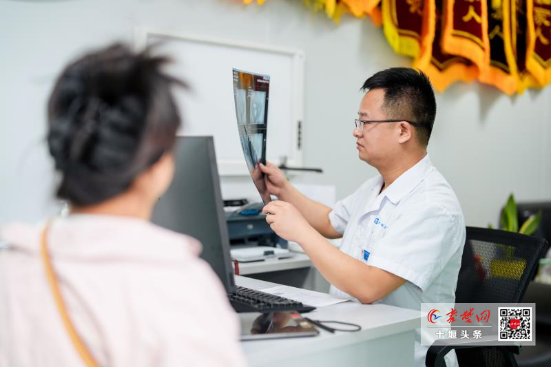 突破生命禁区！十堰人医介入团队完成全市首例高难度TIPS手术