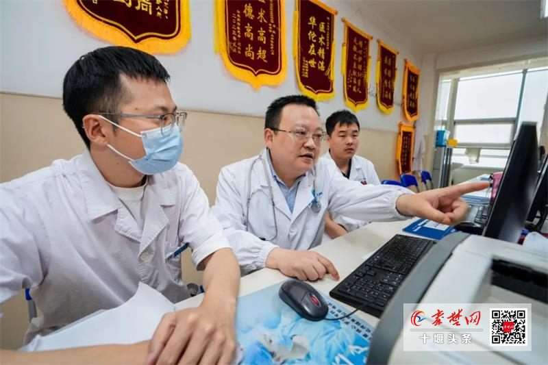 十堰市人民医院血液内科：造血干细胞移植技术让“生命之花”重新绽放