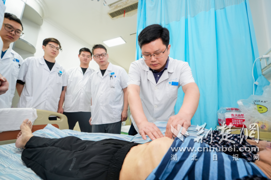 勇攀“外科珠峰” 十堰人医胰十二指肠切除术开启微创治疗新时代